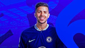 Chelsea have agreed a British record £107m for Argentine midfielder Enzo Fernandez