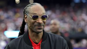 Snoop Dogg Isn’t Really Giving Up Smoking
