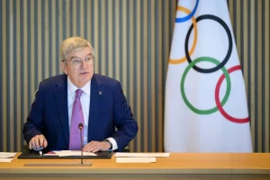 Russian and Belarusian athletes will not take part in the opening ceremony at the 2024 Olympics in Paris, says the International Olympic Committee