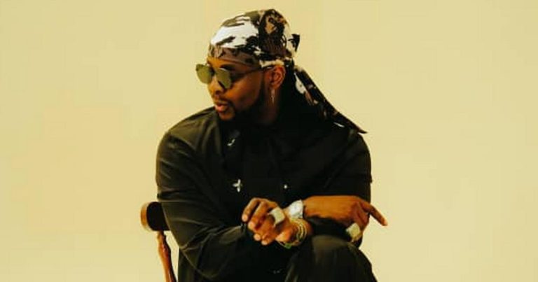 Chart-topping Nigerian music sensation Kizz Daniel has announced the release of a new EP titled ‘Thankz Alot’.