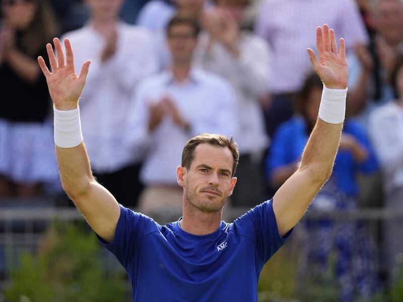 Andy Murray has not made a decision on whether he will be fit enough to make a planned Wimbledon farewell next week.