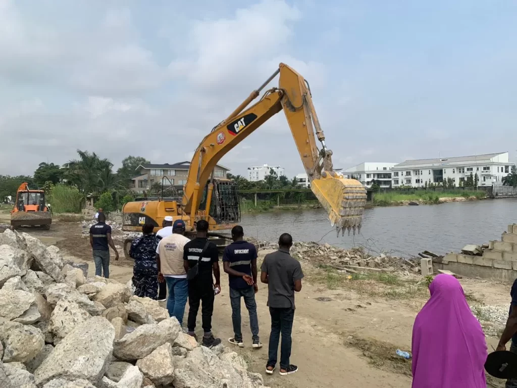 Lagos to Mark Illegal Buildings on Banana Island for Demolition