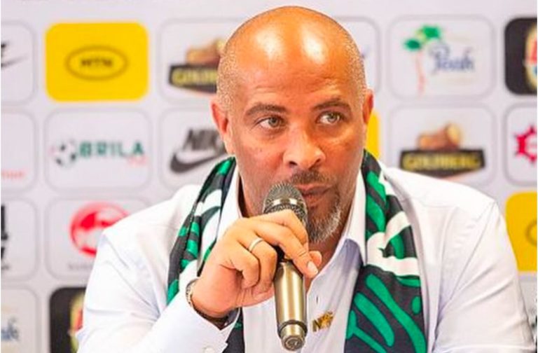 NFF dismiss reports of Coach Chelle’s plan to quit Nigeria for S’Africa