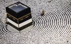 Saudi Imposes Fines for Unauthorized Hajj Participation