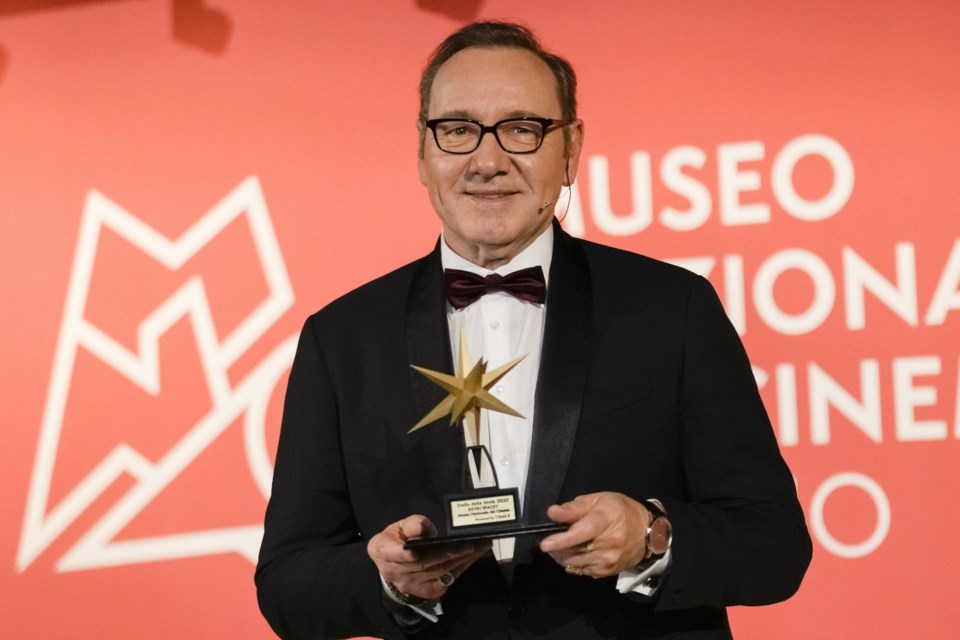 Kevin Spacey accepts Lifetime achievement award