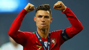 Ronaldo hints at staying with Saudi's Al-Nassr