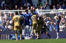 Chelsea Stumble at Palace, Arsenal Edge Man United at Old Trafford