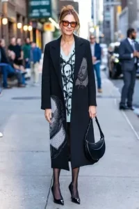 Julia Roberts Turns Heads in Shakespeare-Inspired Trench in NYC