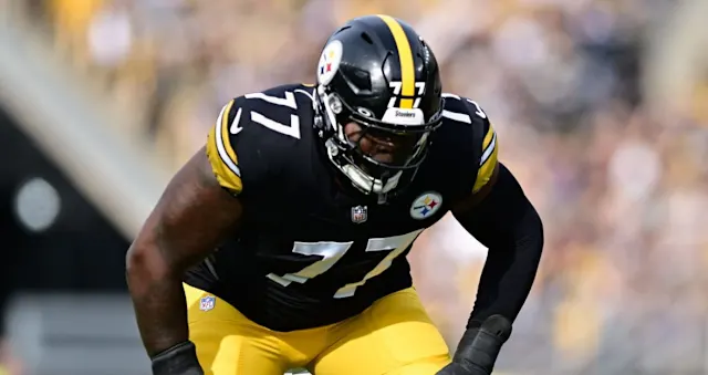 Steelers’ Jones Vows to Tackle Aaron Rodgers Again