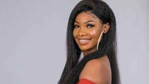 Tacha Sets Two Guinness World Records for Makeovers