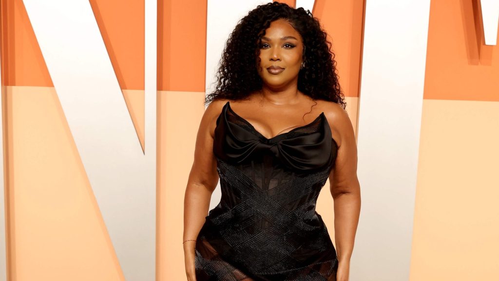 Lizzo Opens Up on Weight Loss and Body Positivity